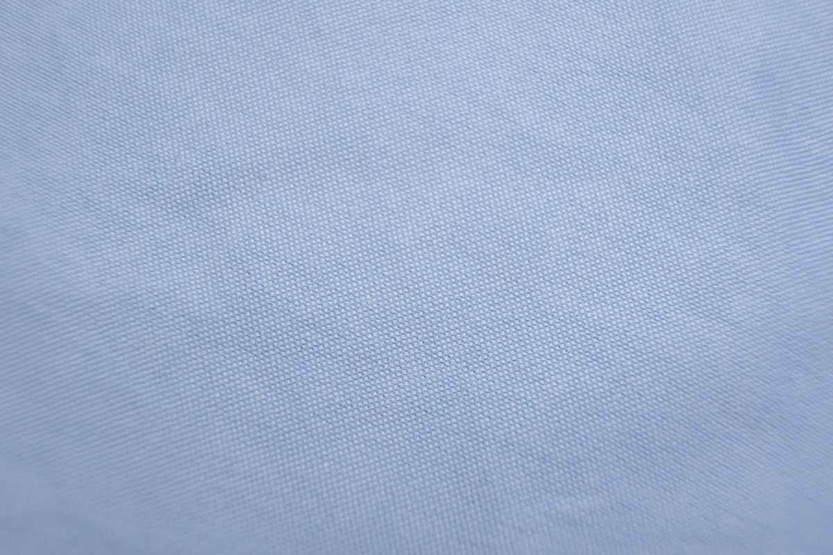 L'oxford bleu clair Somelos 80/2 : le parfait équilibre entre raffinement et caractère