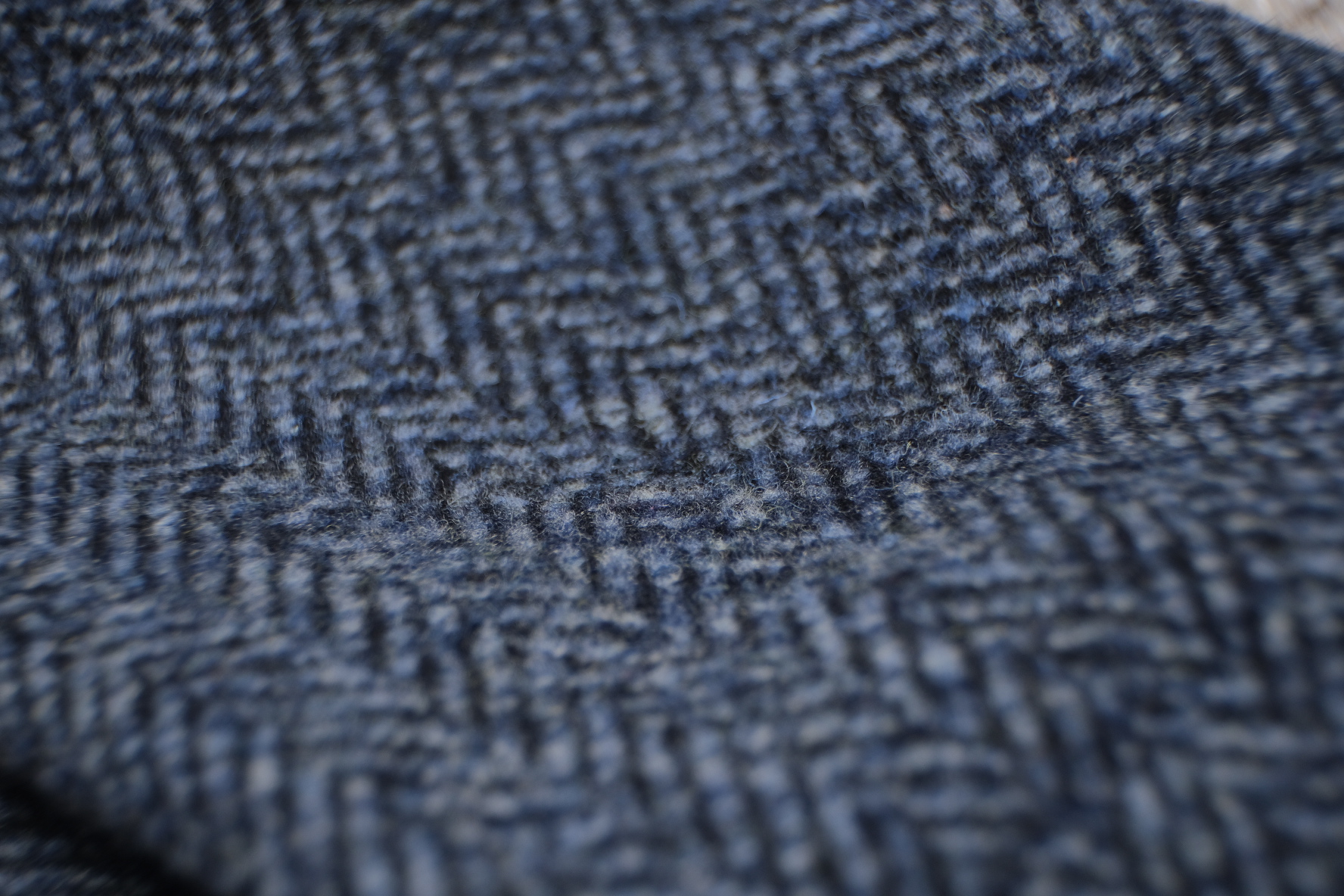 veste-bleu-chevrons-tissu